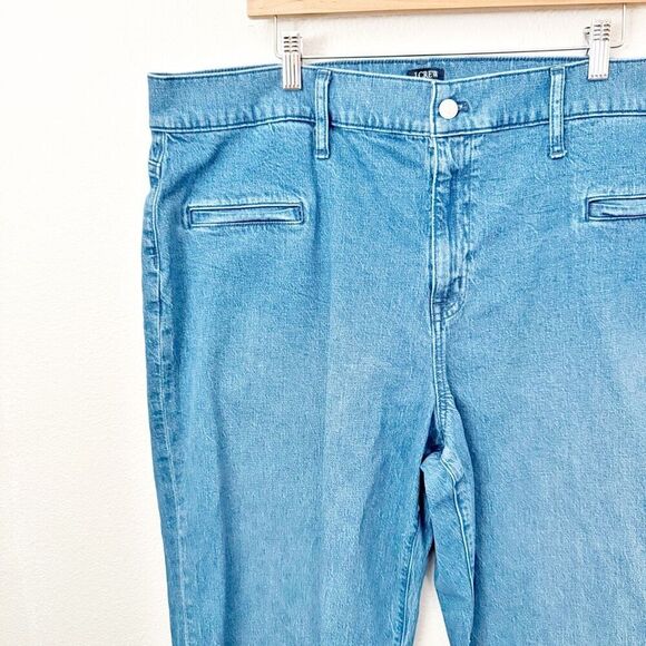 J. CREW | Medium Wash Wide-Leg Crop Jean Slit Welt Pockets | Size 35 (20) - Picture 3 of 7